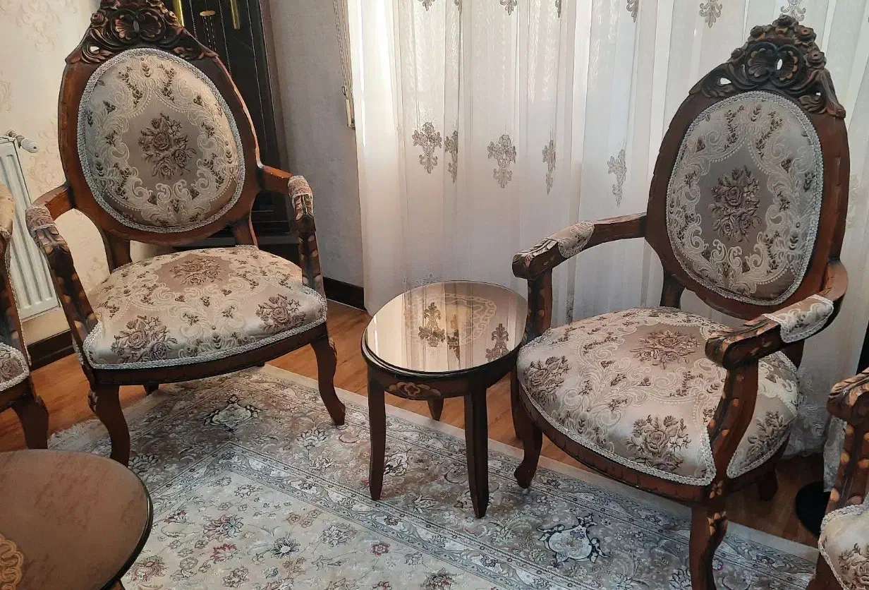 ست مبلمان ۹ نفره+جلو مبلی +۲ عدد عسلی|مبلمان خانگی و میز عسلی|شاهین‌شهر, خانه کارگر|دیوار