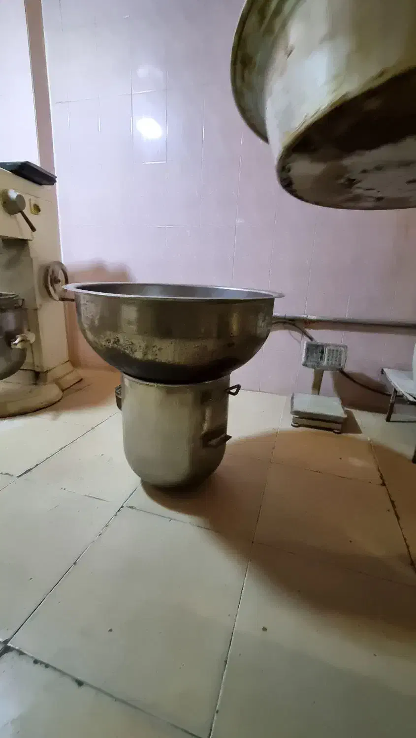 فروش دستگاه پخت شیرینی|فروشگاه و مغازه|دیواندره, |دیوار