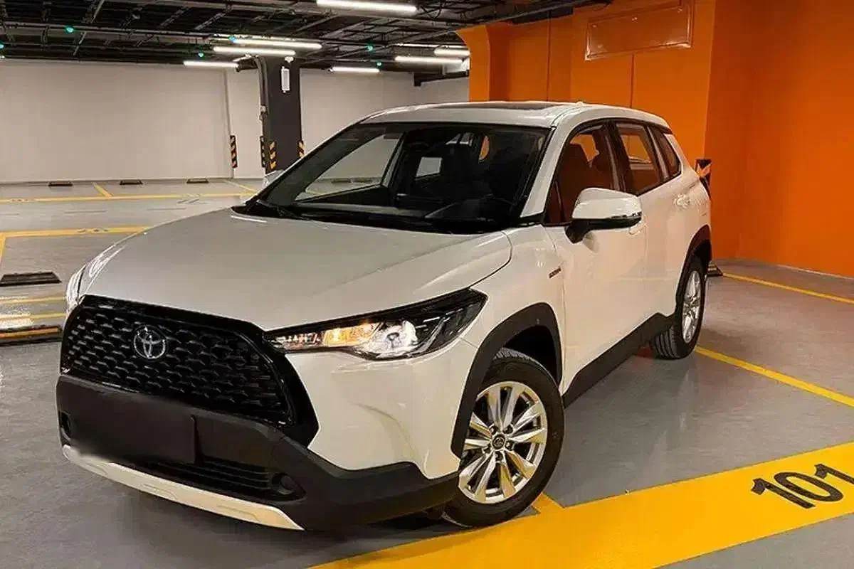 تویوتا کرولا کراس ۲۰۲۵|خودرو سواری و وانت|کرمان, |دیوار