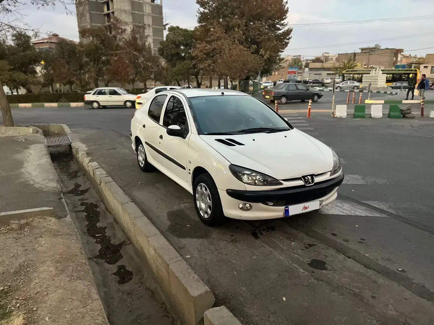 پژو sd مدل ۱۳۸۸ بدون رنگ|خودرو سواری و وانت|اراک, |دیوار