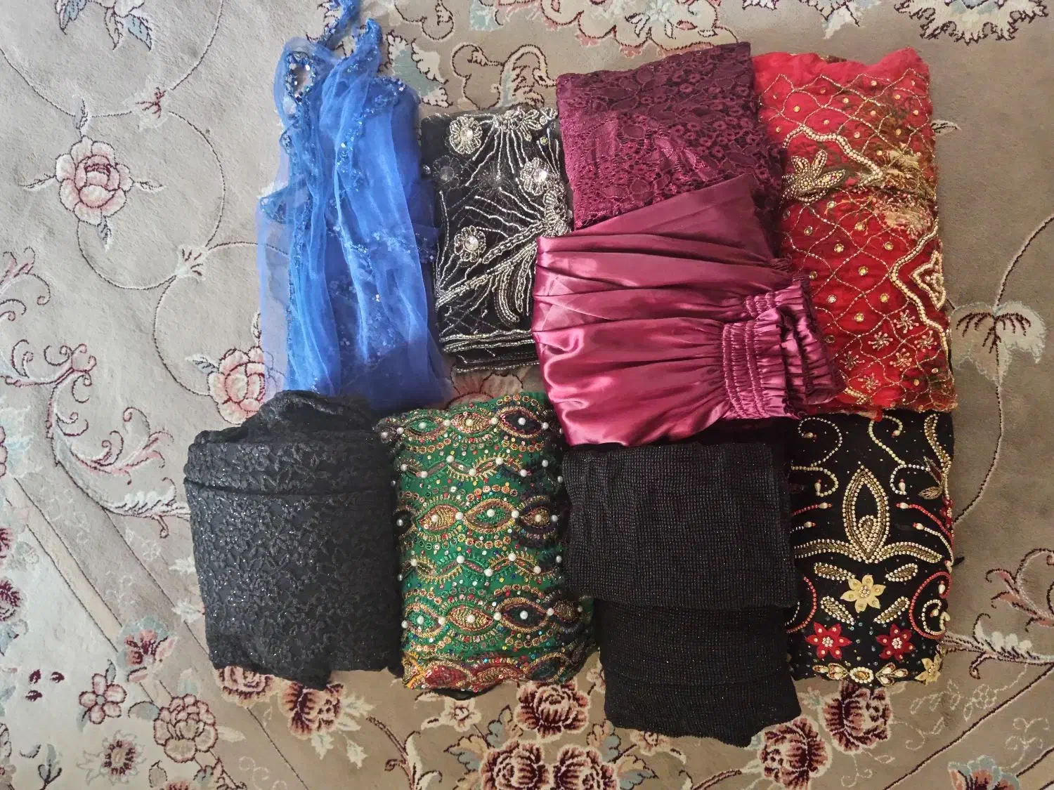 لباس و کیف|لباس|دهگلان, |دیوار