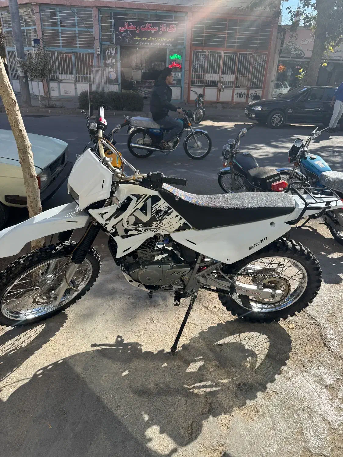 تریل روان 89|موتورسیکلت|آشخانه, |دیوار