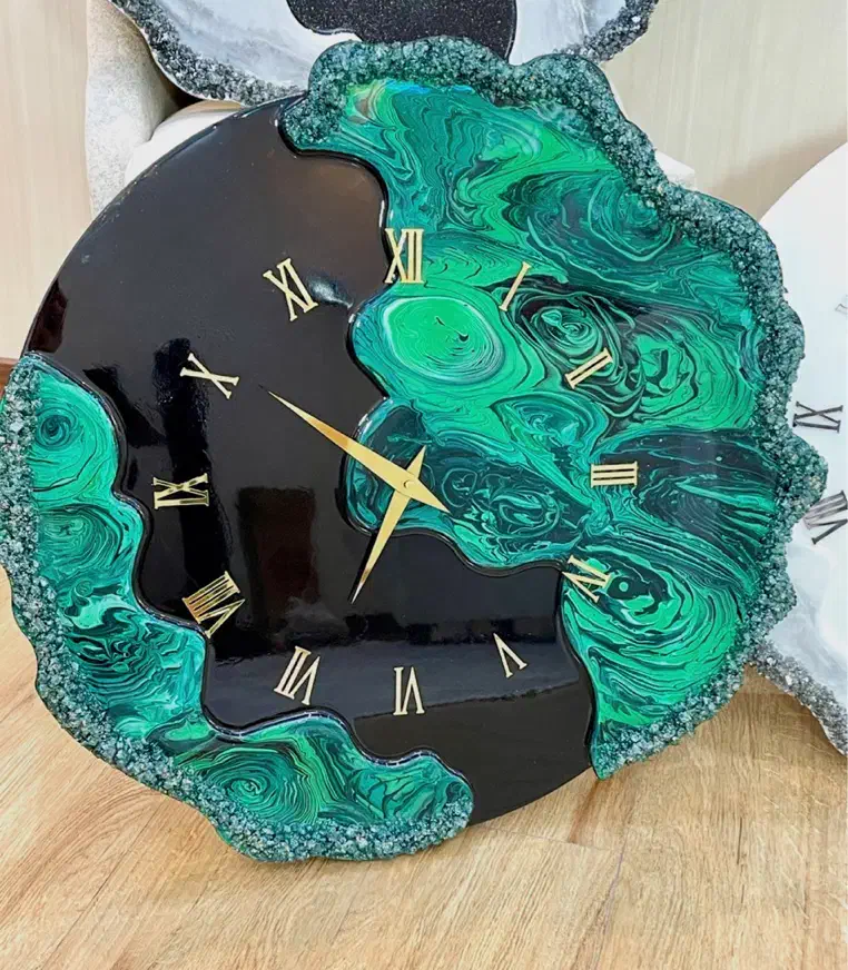 ساعت دفرمه|ساعت دیواری و تزئینی|رشت, منظریه|دیوار