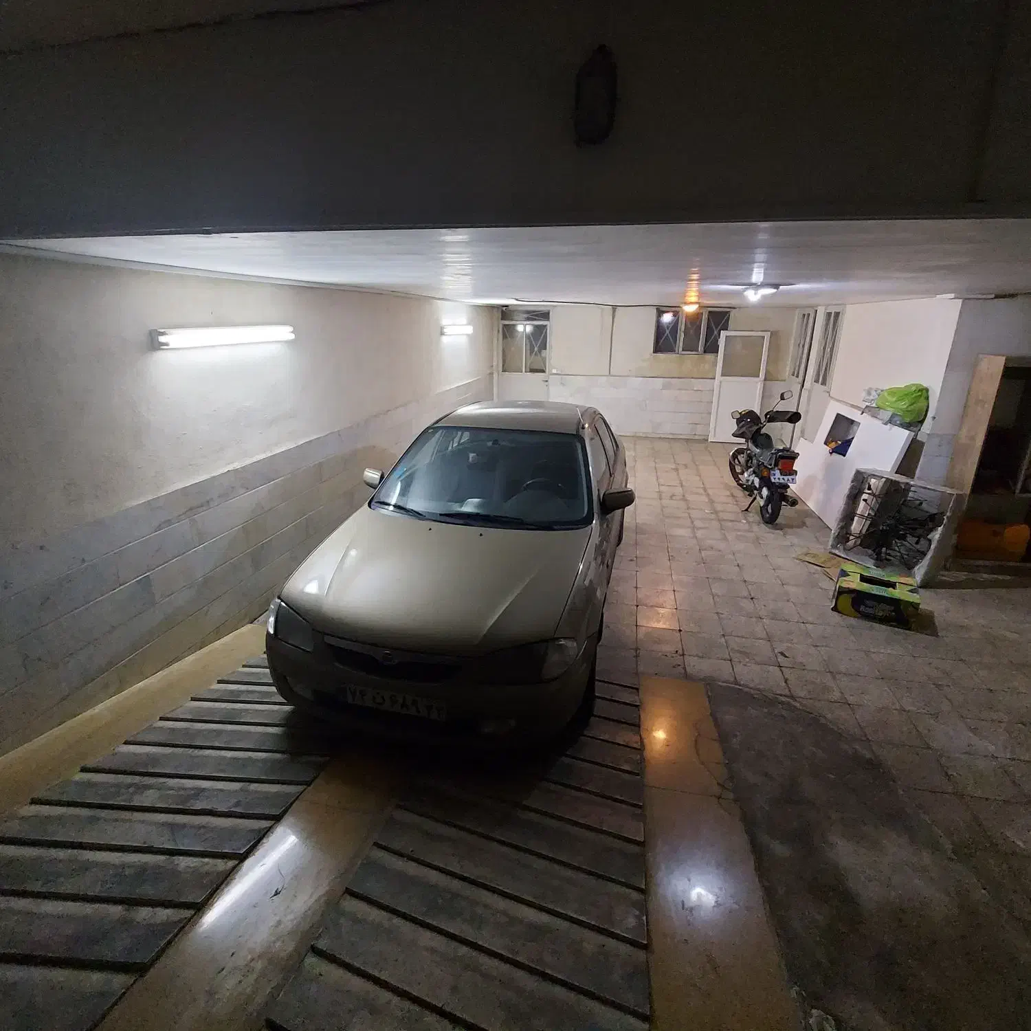 اجاره پارکینگ / دوربین دار / املاک امید|اجارهٔ آپارتمان|ری, دولت‌آباد|دیوار