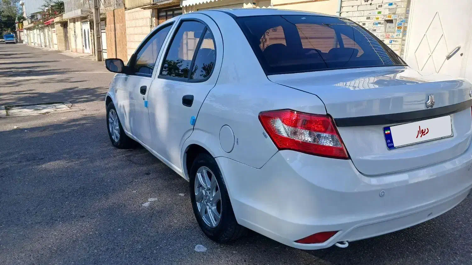 ساینا ۹۷ بیرنگ|خودرو سواری و وانت|رشت, استقامت ۱|دیوار