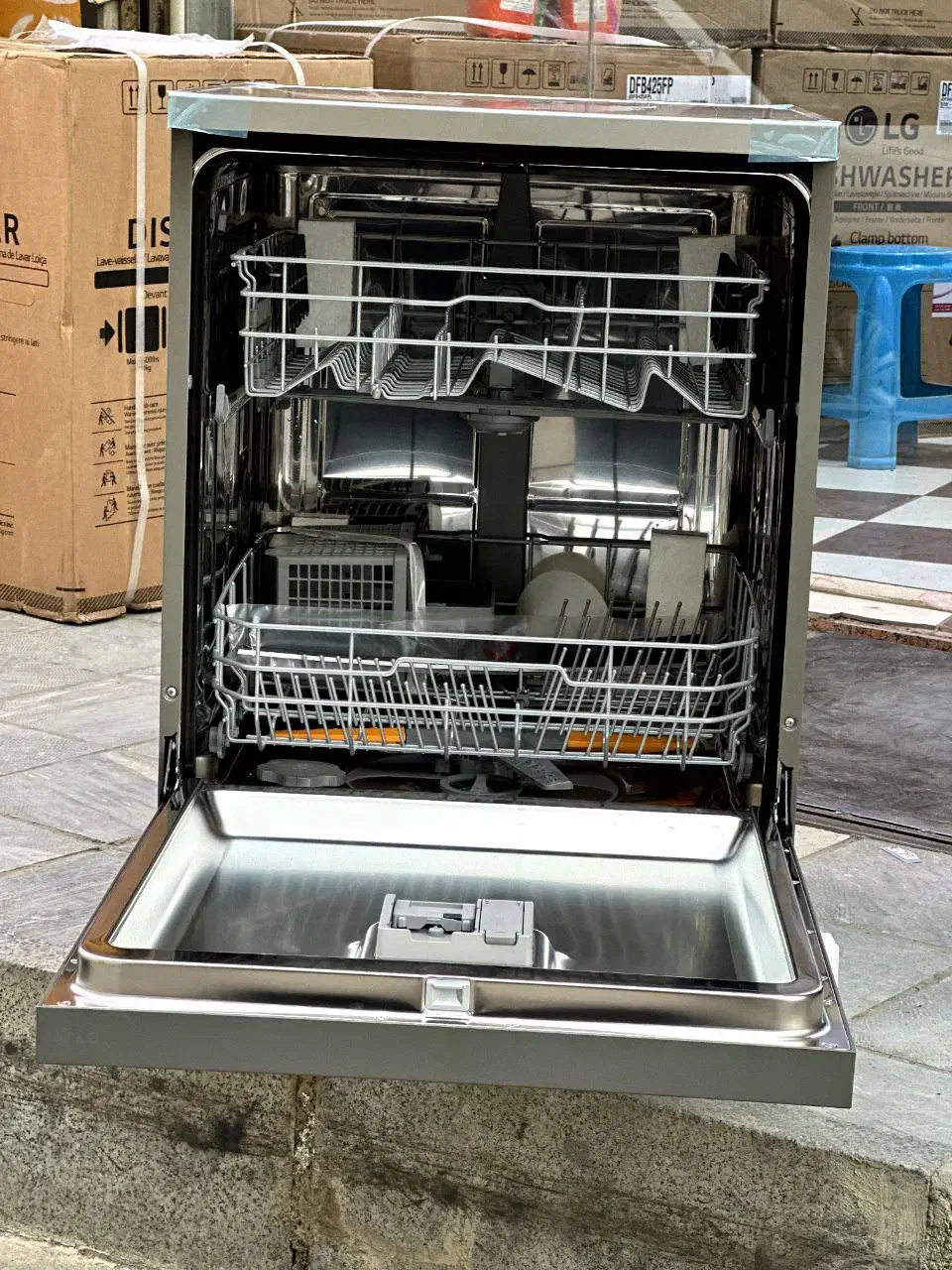 ظرفشویی الجی ساخت و مونتاژ کره قیمت بسیار مناسب|ماشین ظرفشویی|بانه, |دیوار