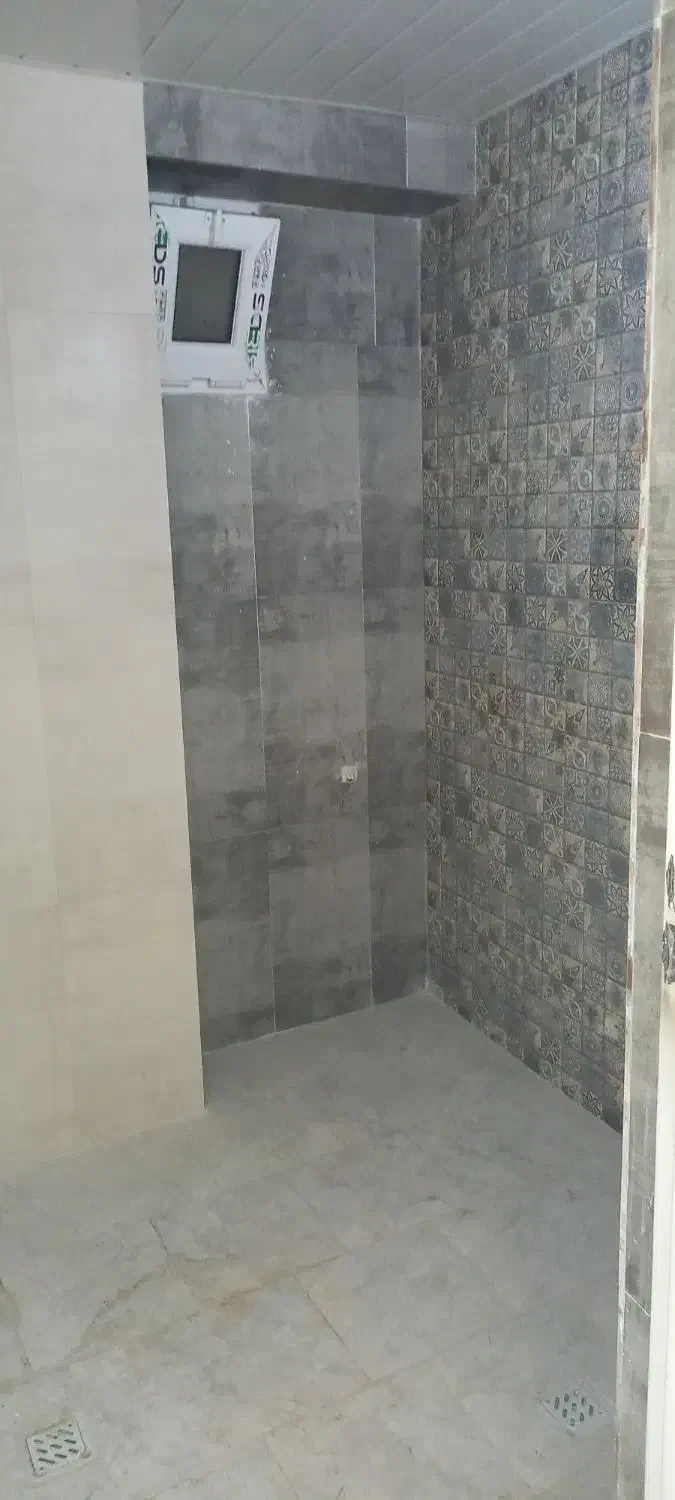 فروش واحد۱۵۰متری کلید نخورده در خیابان هراز|فروش آپارتمان|آمل, |دیوار