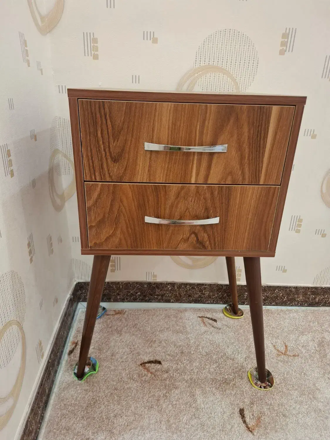 میز تلفن|میز تلفن|رباط‌کریم, رباط‌کریم|دیوار