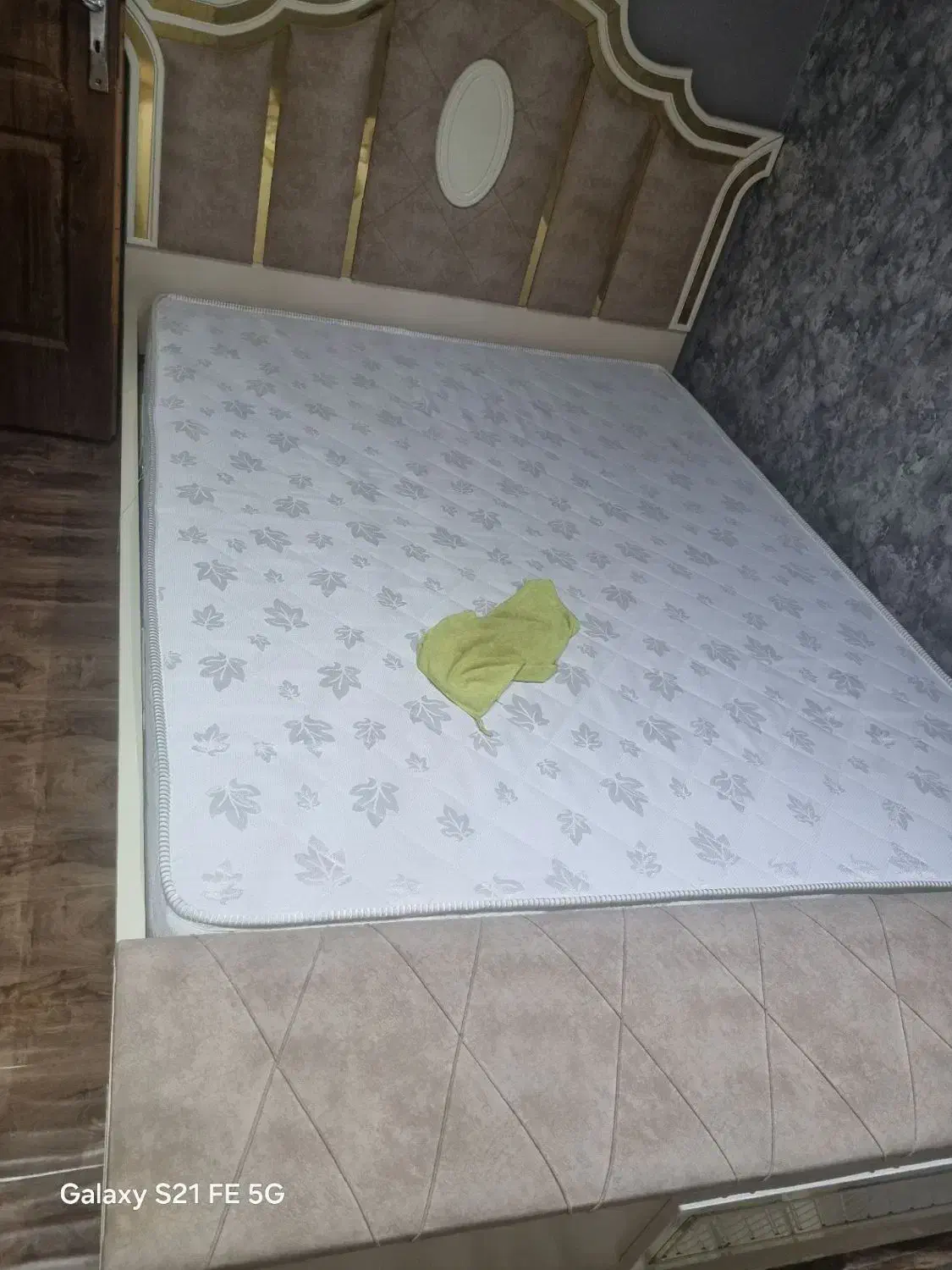 تخت دو نفره|تخت و سرویس خواب|نظرآباد, نظرآباد|دیوار