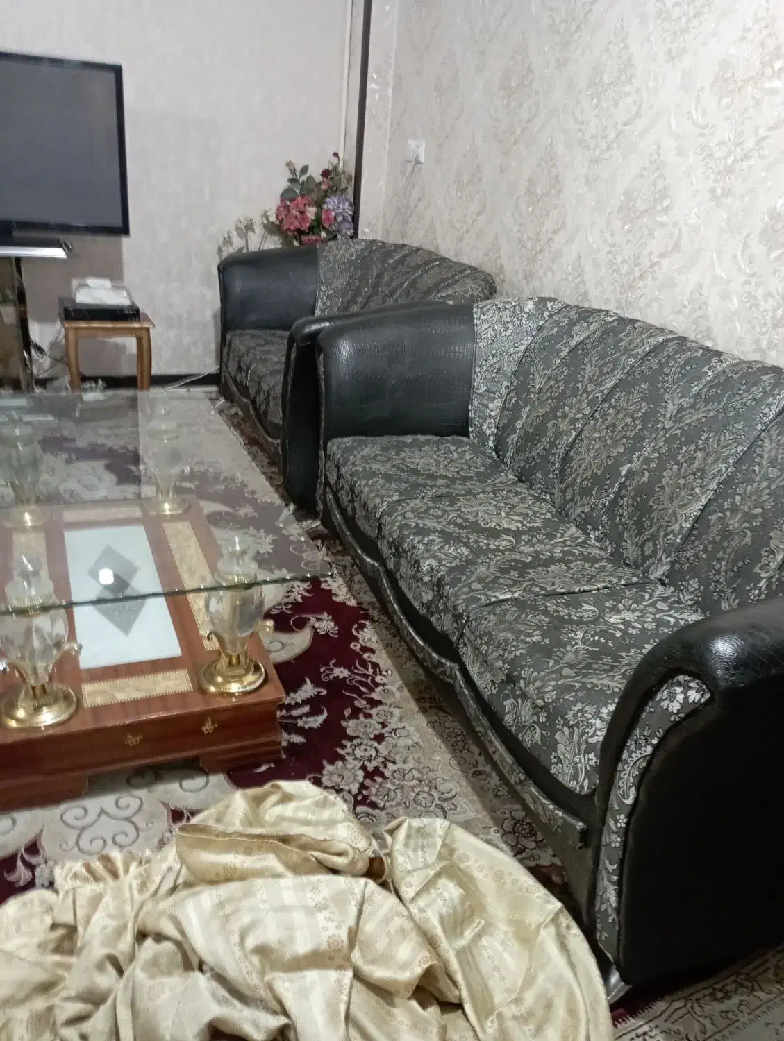 مبل راحتی بامیزجلومبلی|مبلمان خانگی و میز عسلی|شهریار, کهنز|دیوار