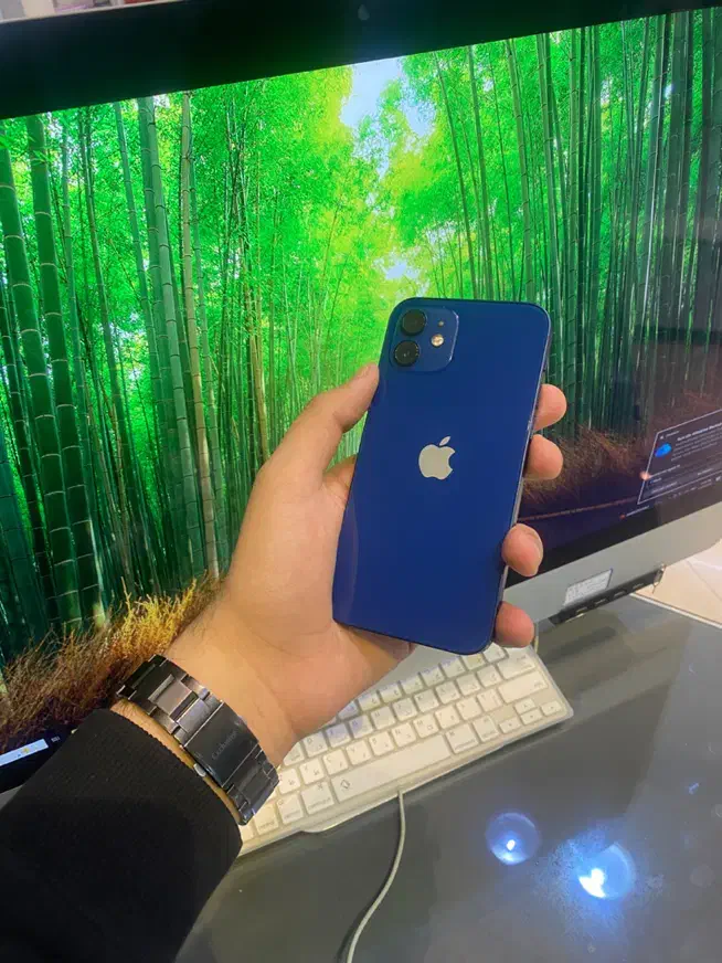 iPhone 12 normal zaa 128g|موبایل|تهران, صادقیه|دیوار