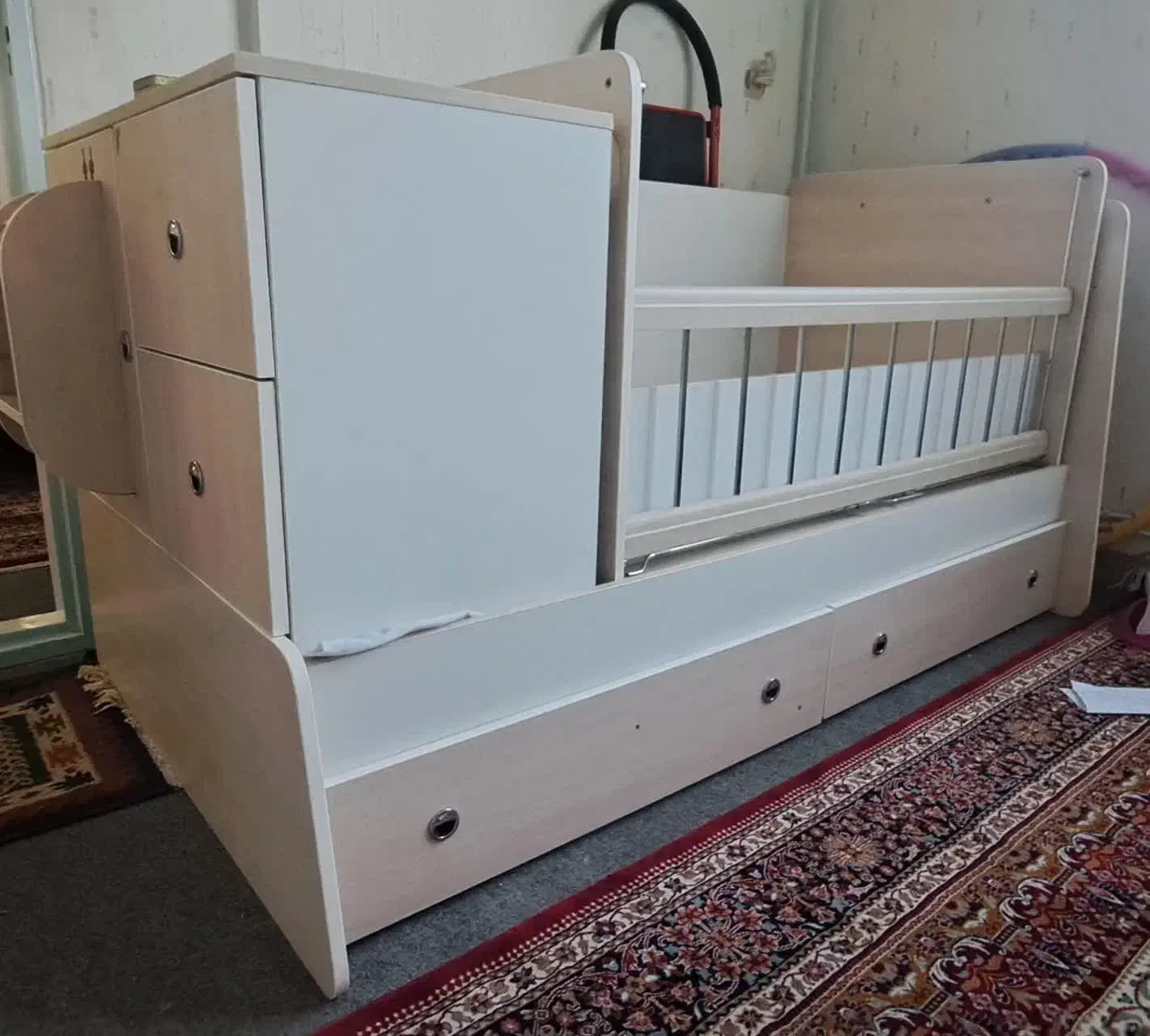 تخت دو طبقه کودک نوجوان به همراه تشک و کمد کوچک|تخت و سرویس خواب|قزوین, |دیوار