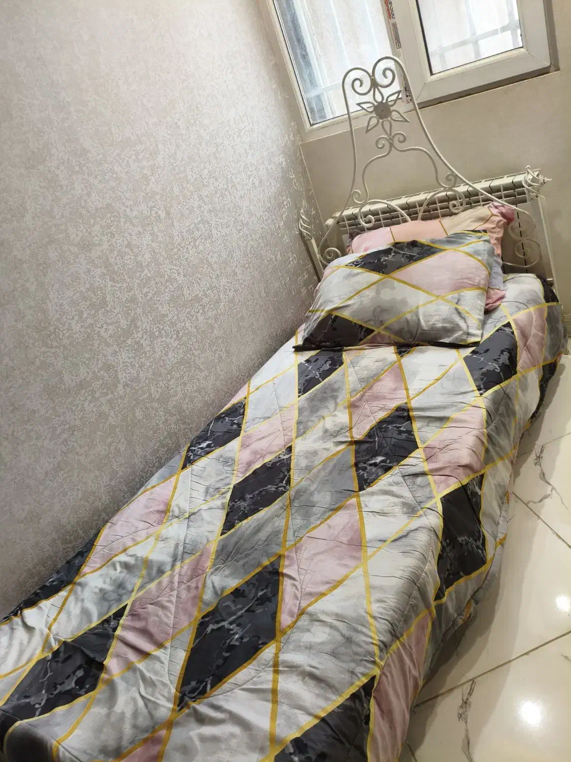 تخت فرفورژه|تخت و سرویس خواب|تهران, شهرک دانشگاه|دیوار