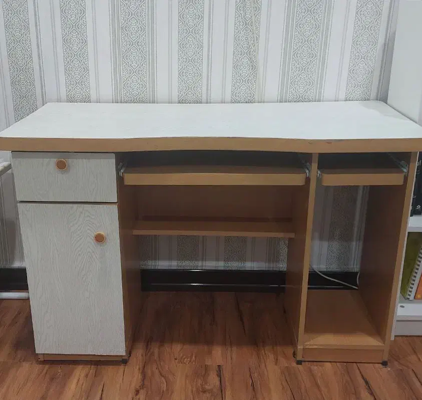 میزتحریر|میز تحریر و کامپیوتر|خرمشهر, |دیوار