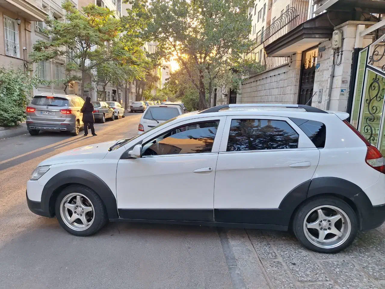 اچ ۳۰ کراس مدل ۹۷|خودرو سواری و وانت|ری, حمزه‌آباد|دیوار