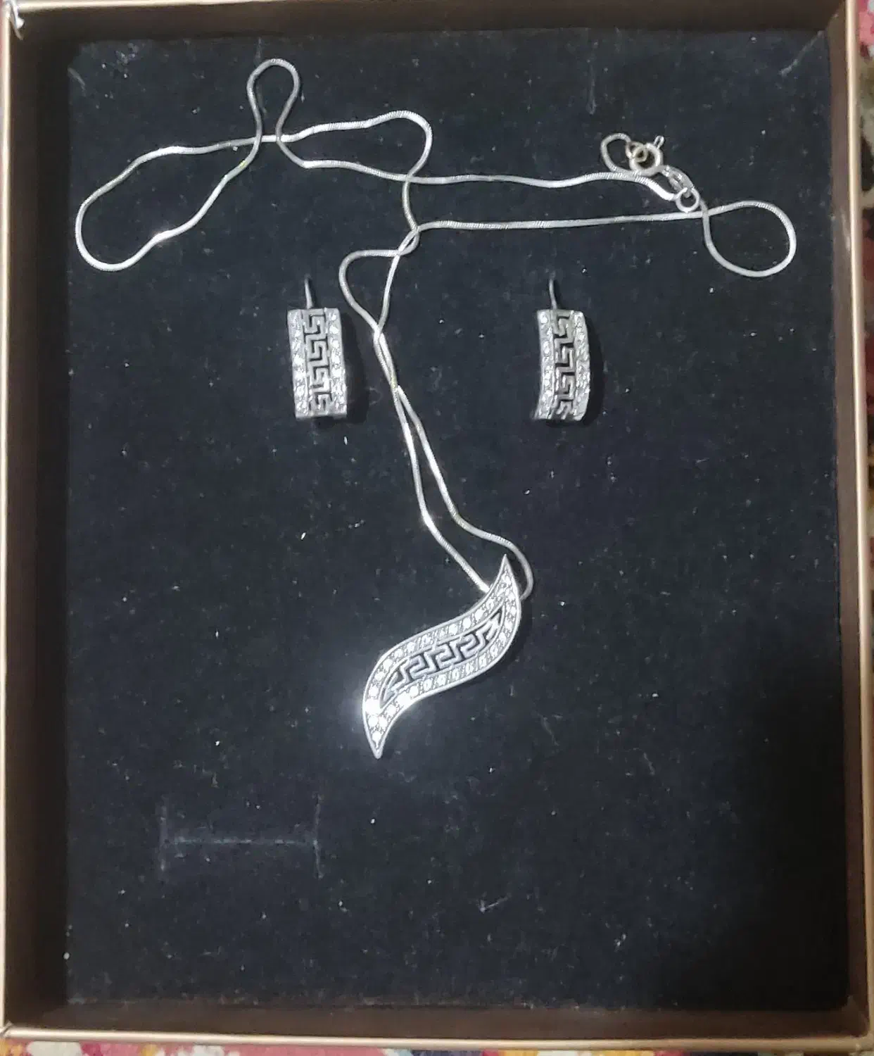 نیم ست و گوشواره نوزادی فروش فوری|جواهرات|اراک, |دیوار