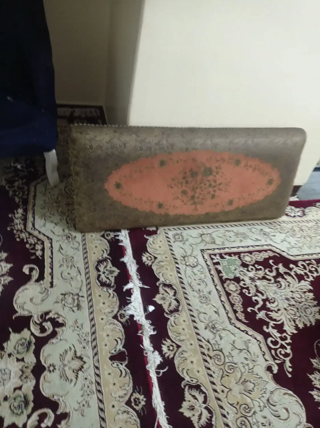 6عدد پشتی|پشتی|اندیمشک, |دیوار