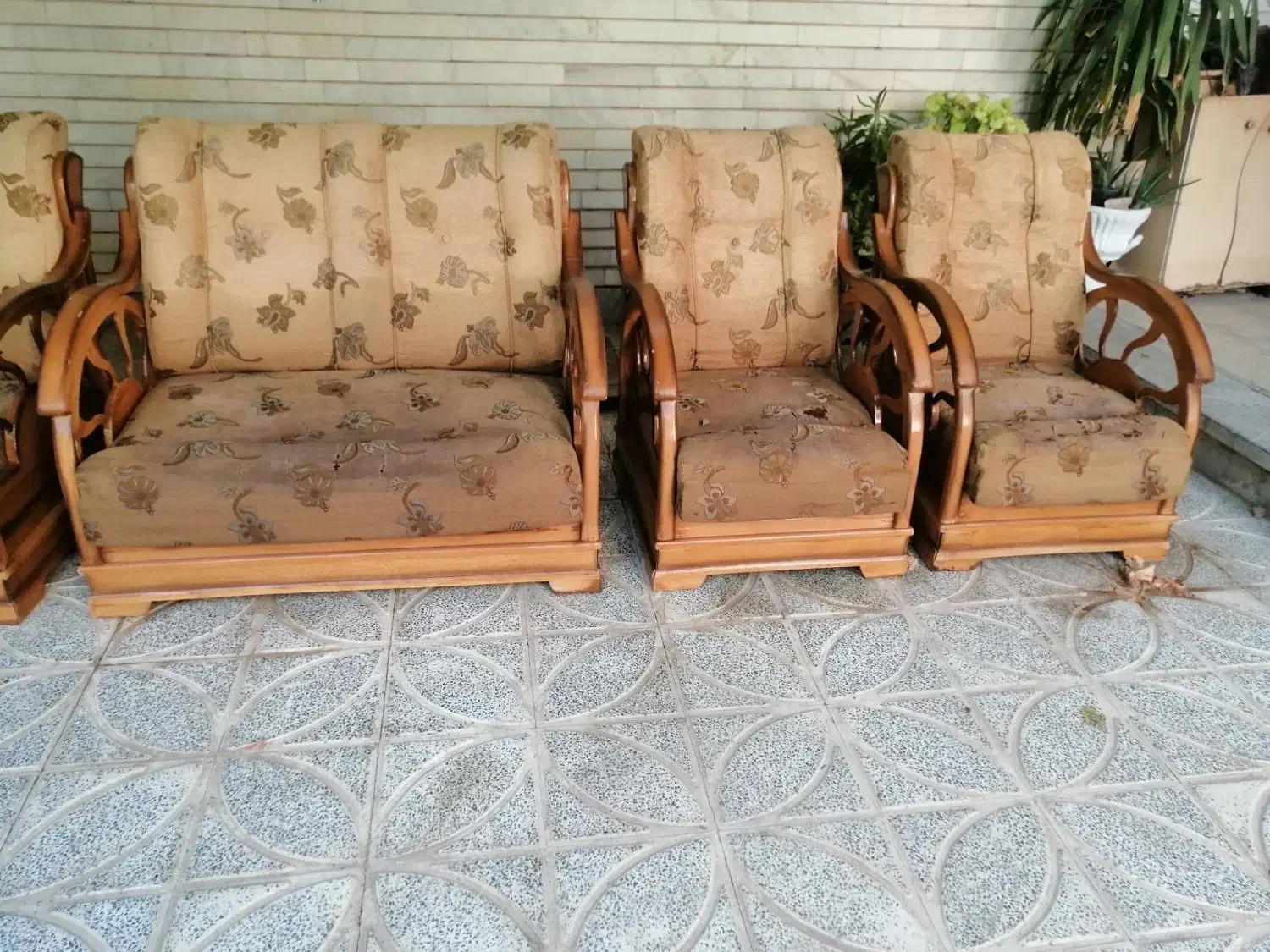 مبل 7نفره راحتی|مبلمان خانگی و میز عسلی|اصفهان, کلمه خوران|دیوار