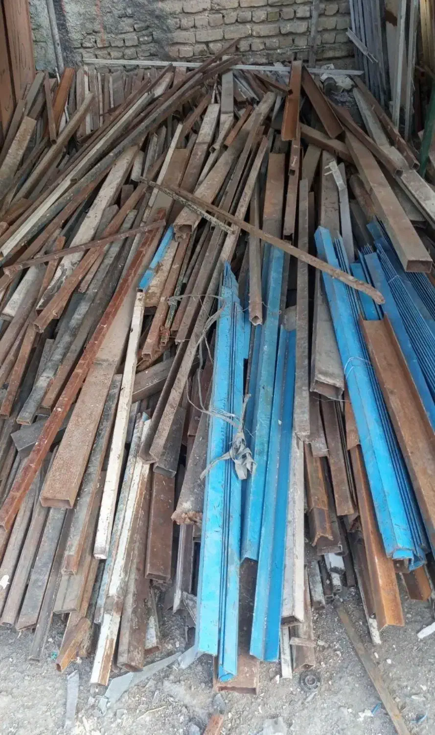 خرید ضایعات آهن مس برنج آلمینیوم وسمساری|عمده‌فروشی|مشهد, طلاب|دیوار