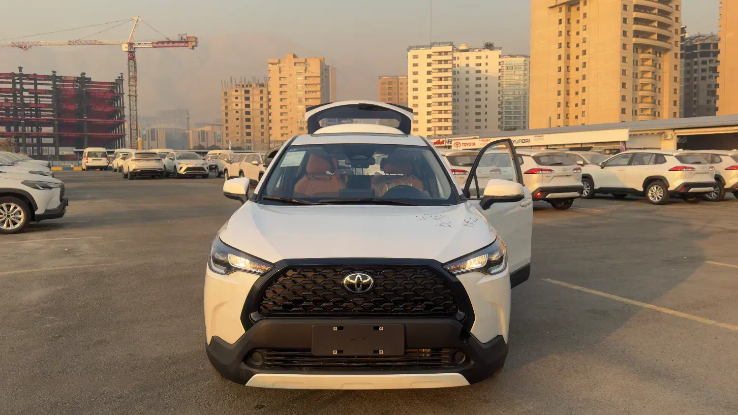 تویوتا کرولا کراس هیبریدی ۲۰۲۵|خودرو سواری و وانت|تهران, حشمتیه|دیوار