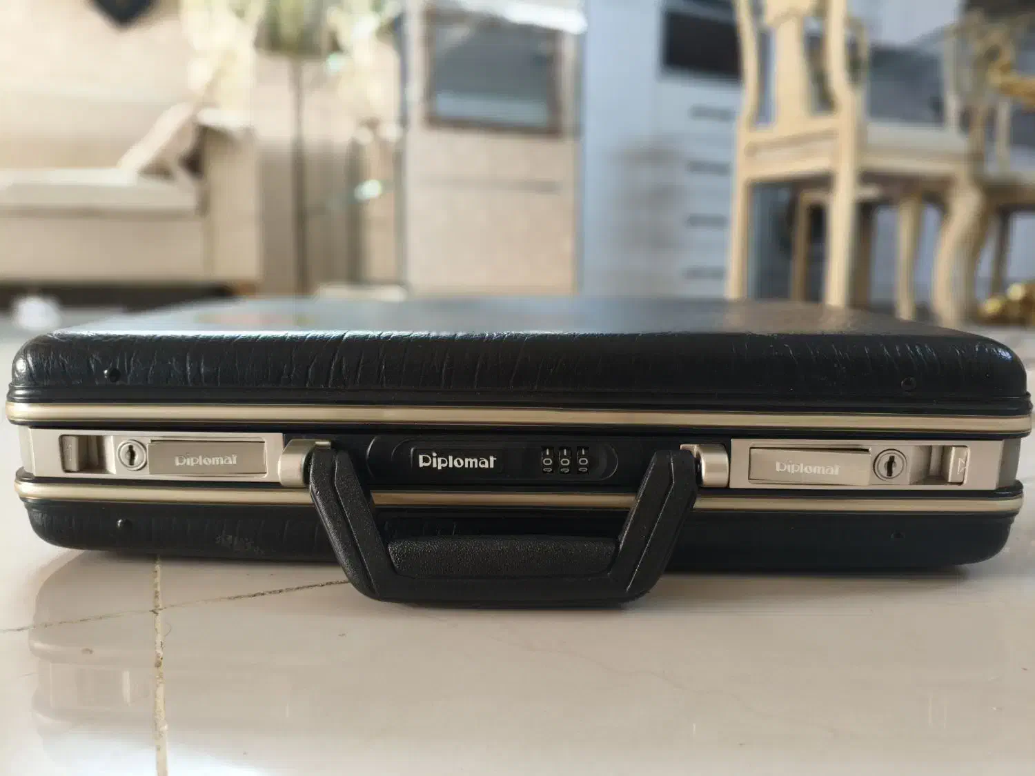 کیف سامسونت کاملا نو برند دیپلمات اصل با تخفیف|کیف، کفش، کمربند|قم, بنیاد|دیوار