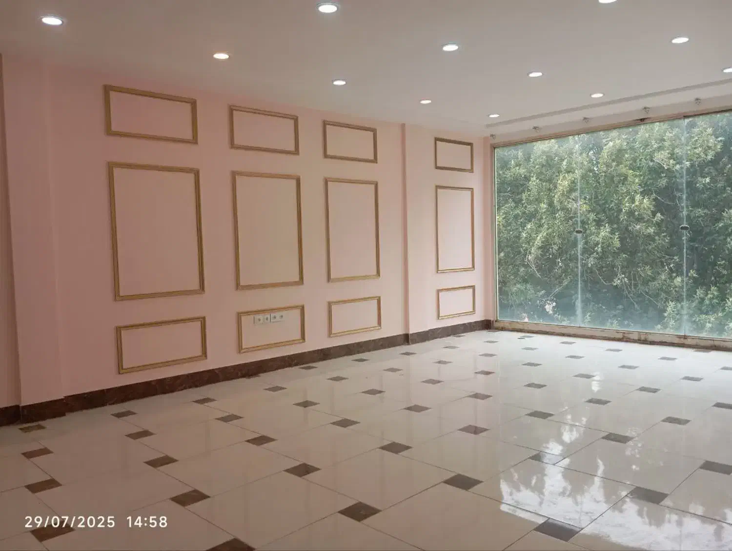 آپارتمان اداری-تجاری/۳۰۰ متر/شهدای شرقی|اجارهٔ دفتر کار، اتاق اداری، مطب|خرمآباد, |دیوار