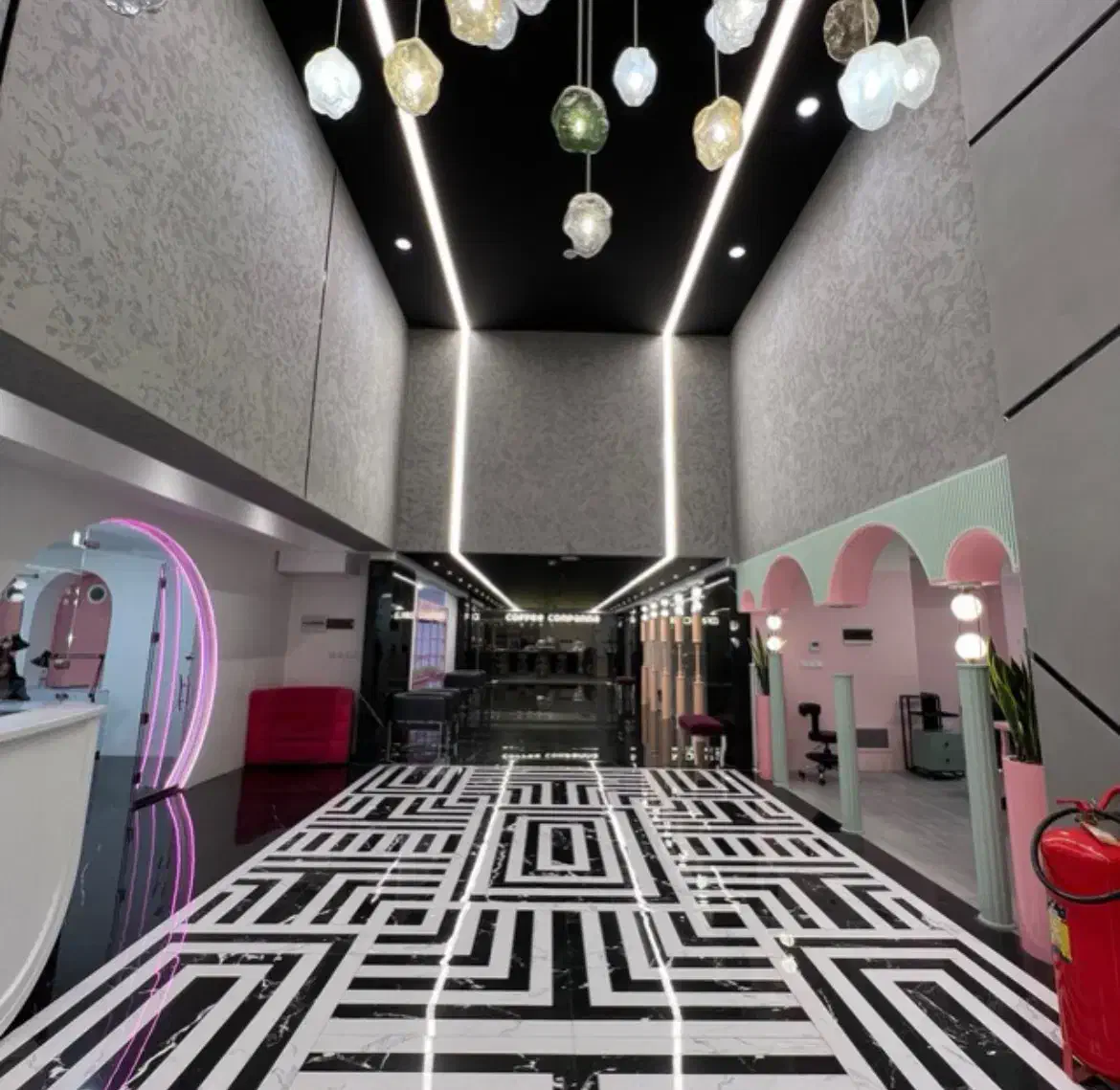 استخدام همکار خدمات و نظافت خانم سودا بیوتی|استخدام سرایداری و نظافت|تبریز, |دیوار