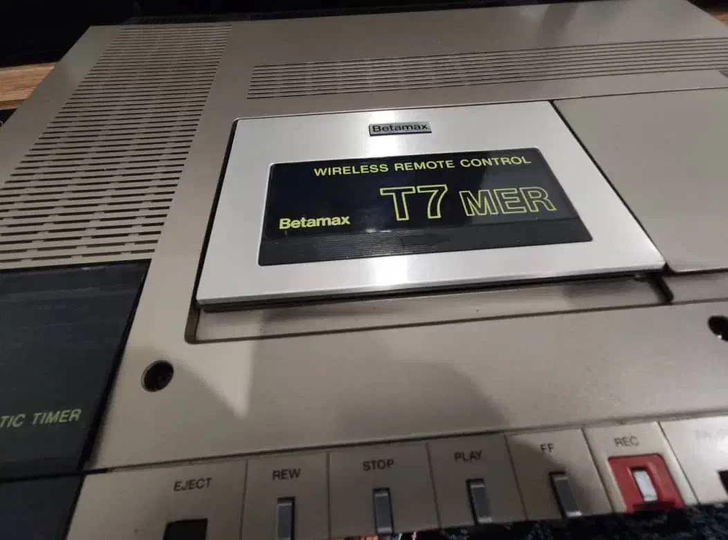 ویدیو سونی T7 دو دستگاه|پخش‌کننده DVD و ویدیو|اصفهان, باغ کاران|دیوار