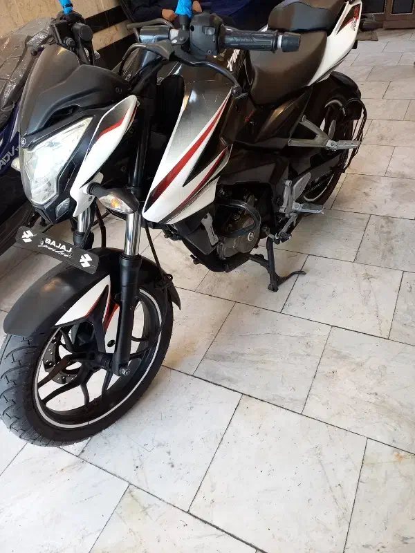 NS200 ان اس ۲۰۰ مدل 95|موتورسیکلت|ری, صفاییه (چشمه علی)|دیوار