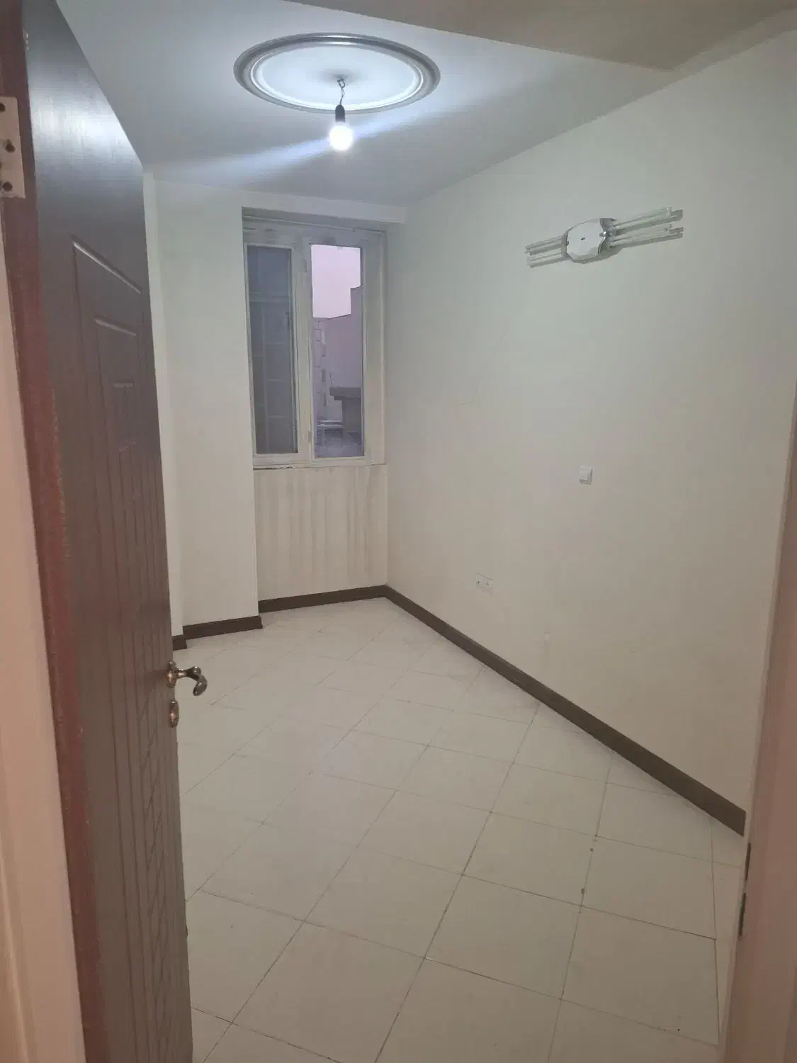 ۱۴۰ متر فول خیابان شورا