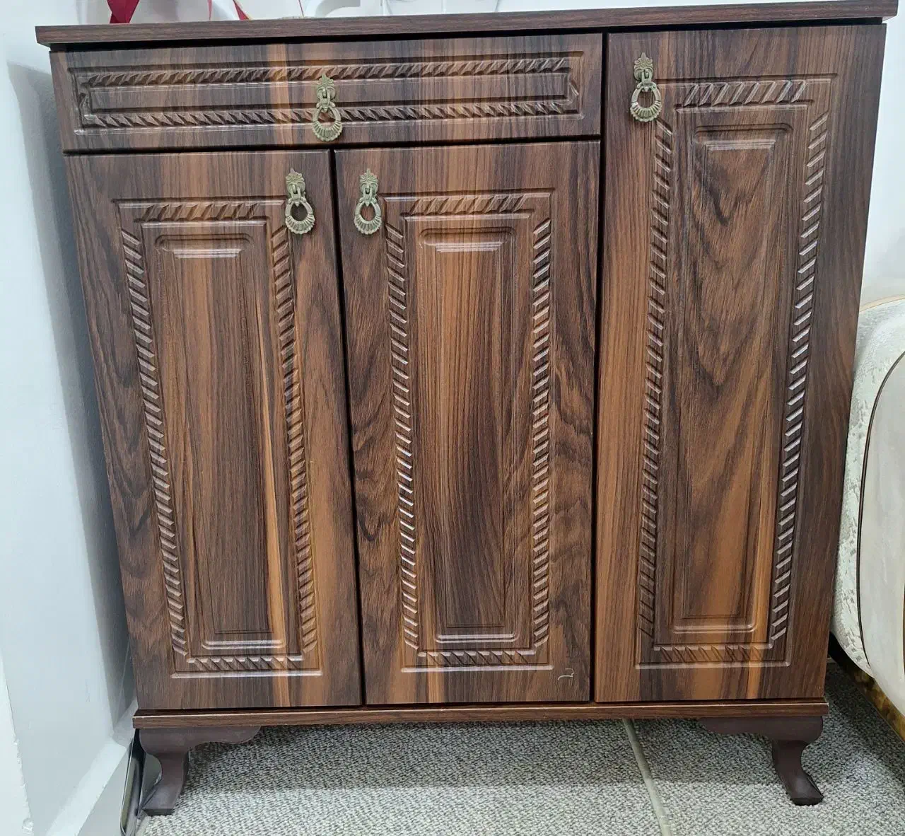 جاکفشی|جاکفشی، کمد، دراور|شوش, |دیوار