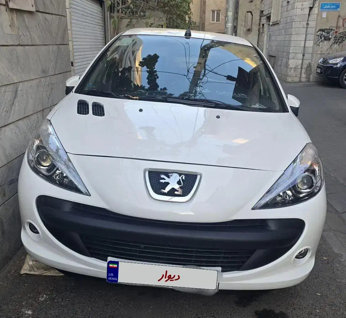 پژو 207 دنده ای با فرمان برقی|خودرو سواری و وانت|تهران, کاج|دیوار