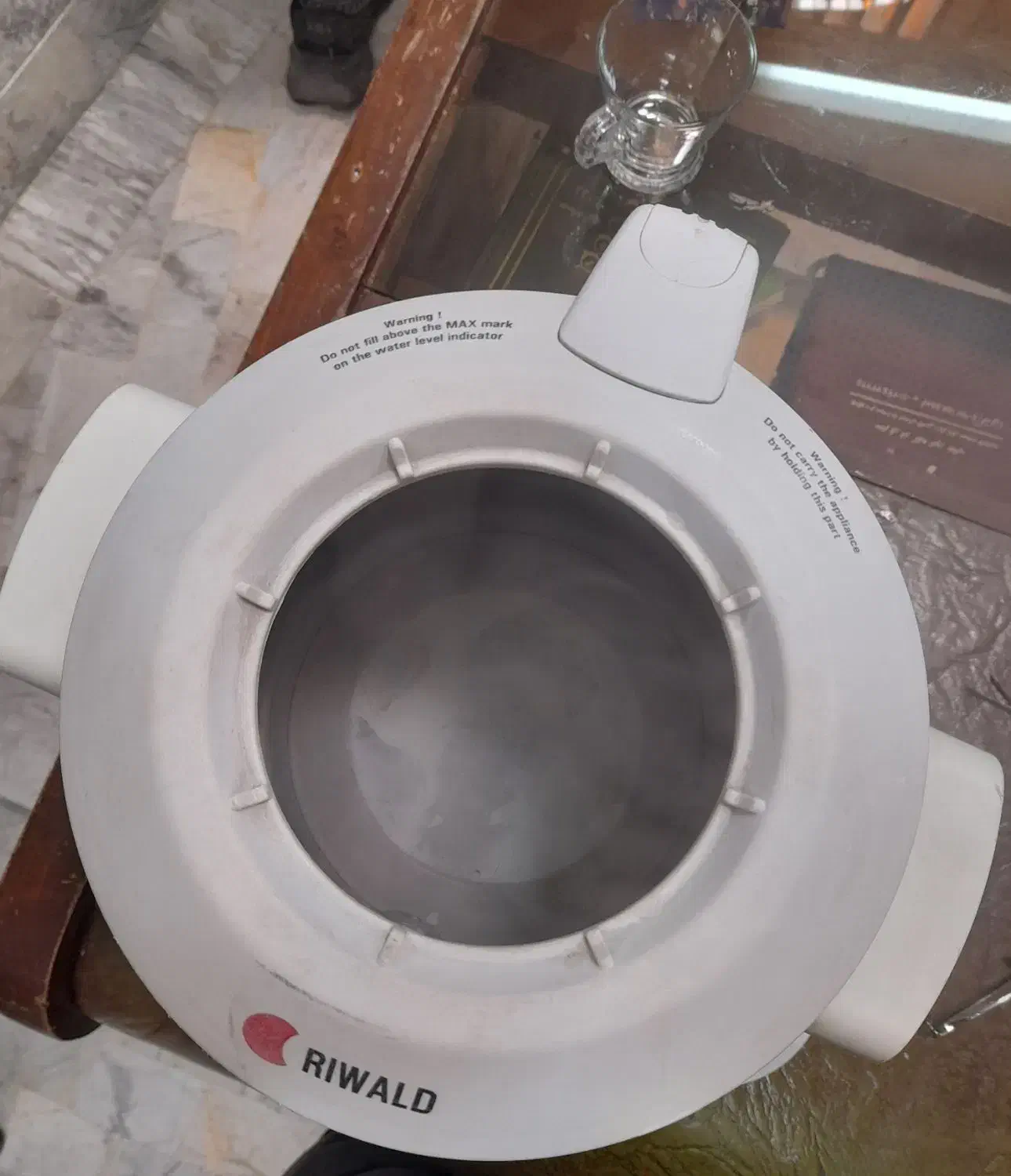 سماور برقی ۴لیتری ریوالد(Riwald)|سماور، چایساز، قهوهساز|گرگان, |دیوار