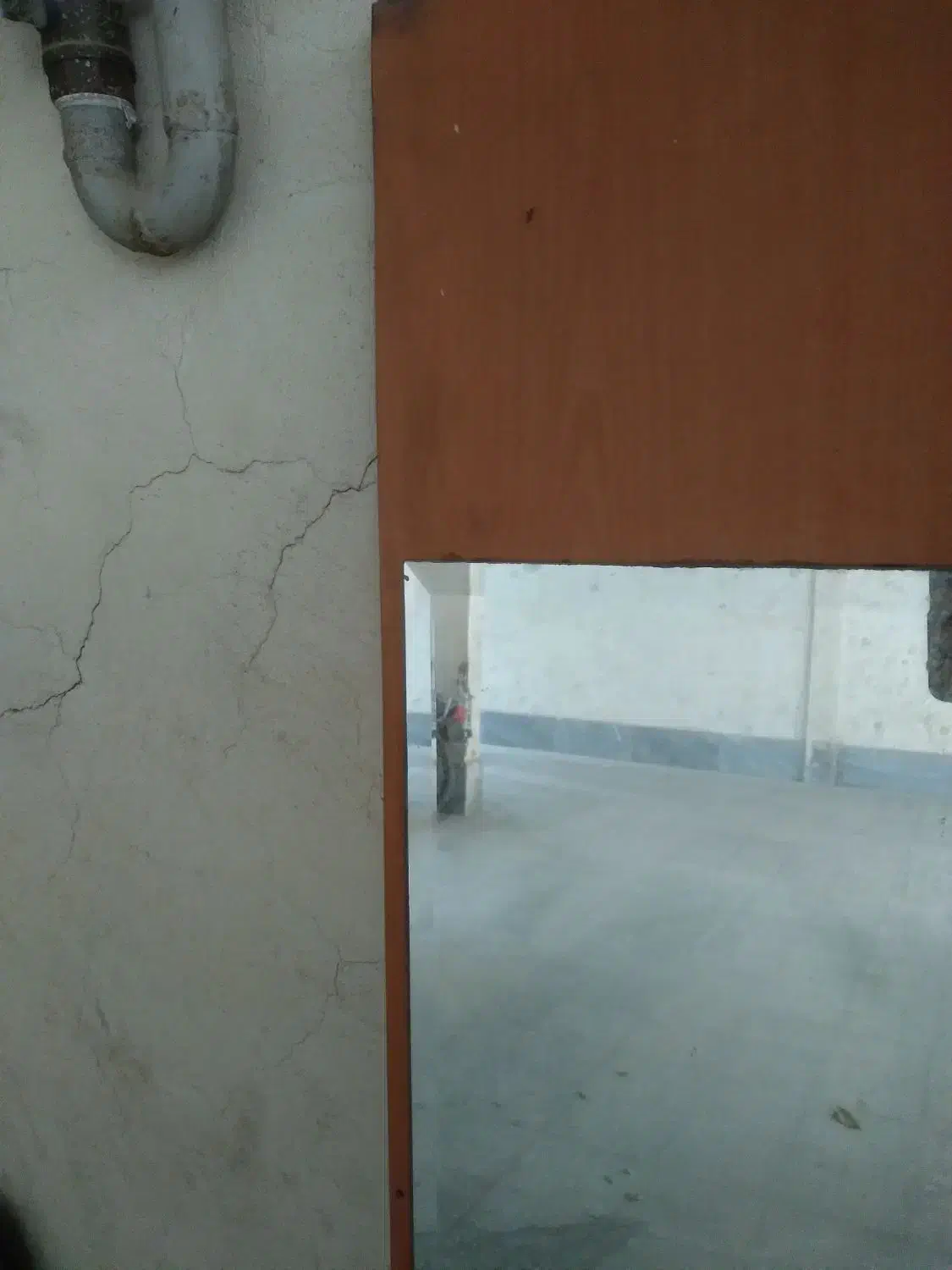 آیینه|آینه|پاکدشت, پاکدشت (مامازند)|دیوار