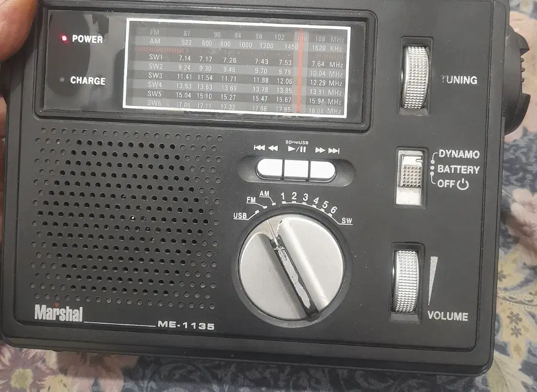 رادیو 10موج  .وفلش خور ورم خور  .ژنراتور  دار|پخش‌کننده همراه|کرمانشاه, |دیوار