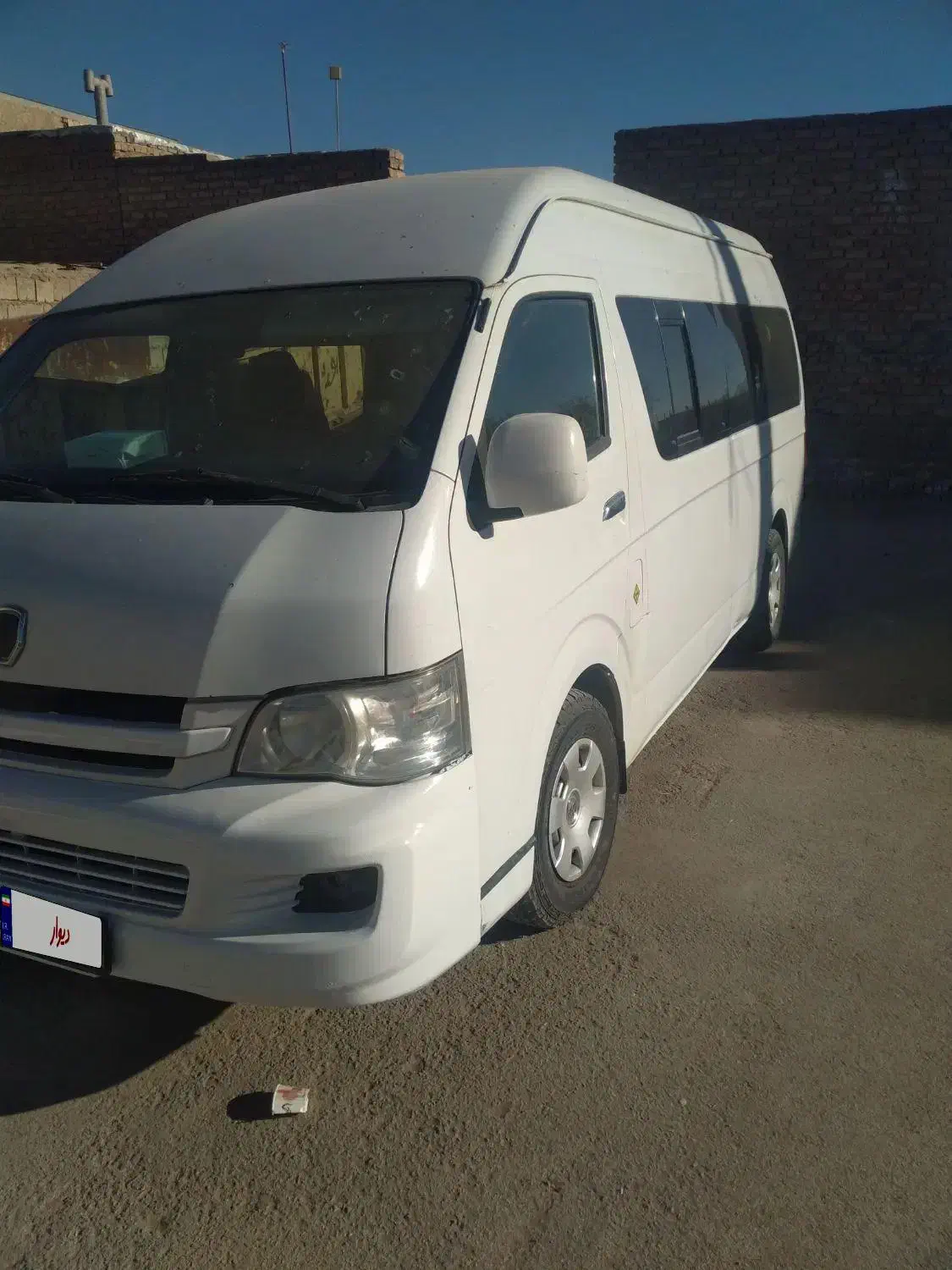 برلیانس مدل ۲۰۱۷|خودرو سواری و وانت|سیرجان, |دیوار