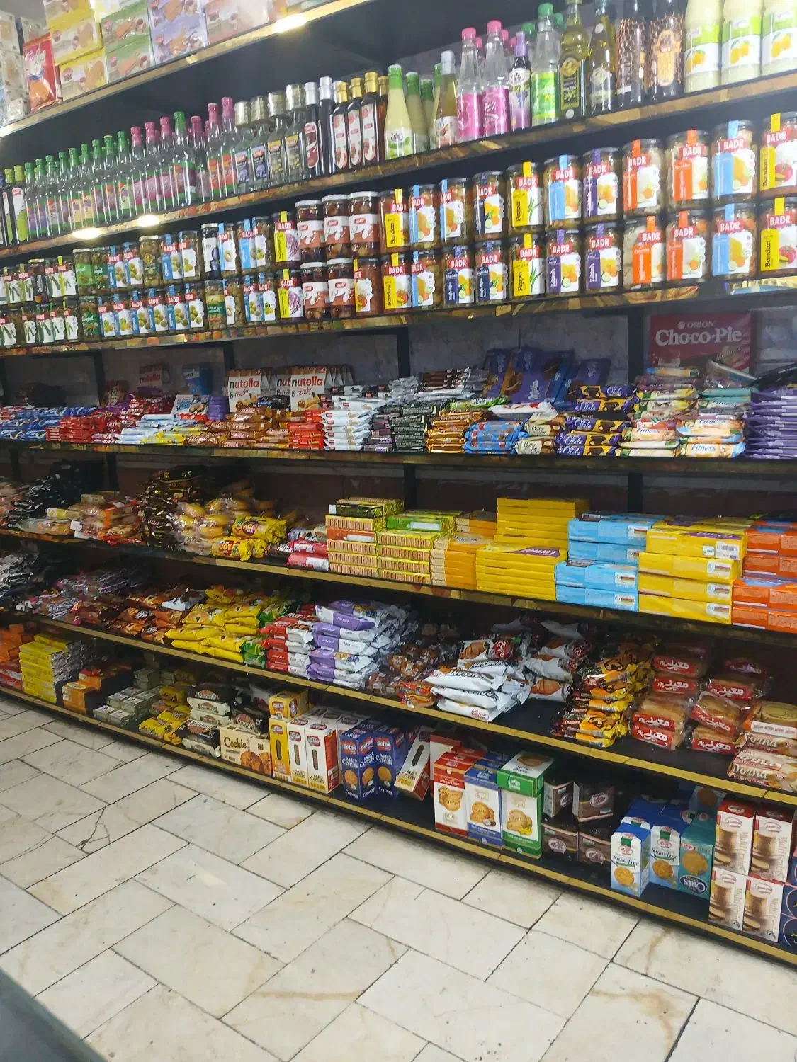کارگر سوپر مارکت|استخدام خدمات فروشگاه و رستوران|تهران, زرگنده|دیوار