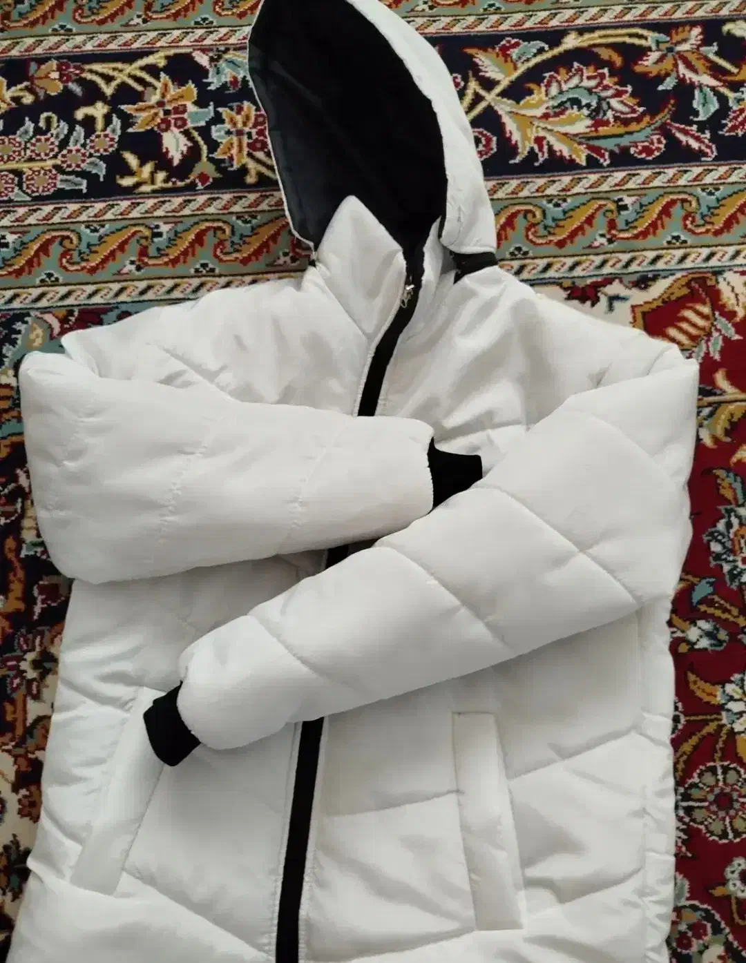 کاpشن سفید نو|لباس|سبزوار, رضوی|دیوار