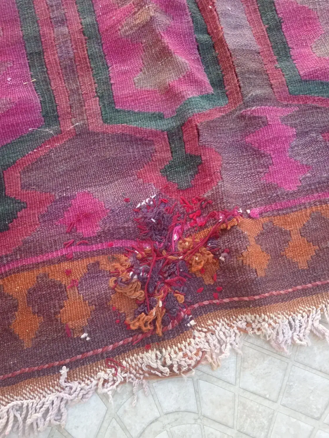 به ره قدیمی|فرش|مهاباد (آذربایجان غربی), |دیوار