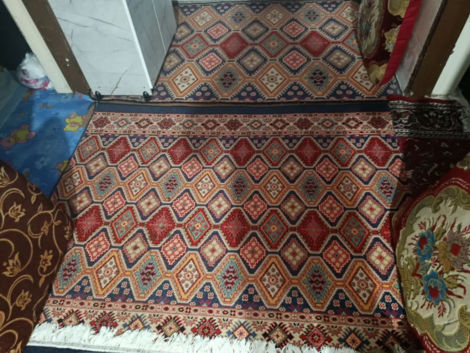 فرش پشتی گلیم|فرش|برازجان, |دیوار