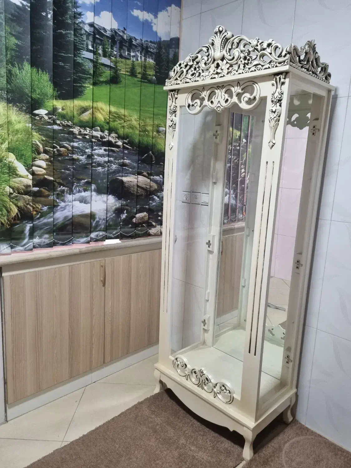 ویترین سفید و شیک|بوفه، ویترین، کنسول|مبارکه, |دیوار