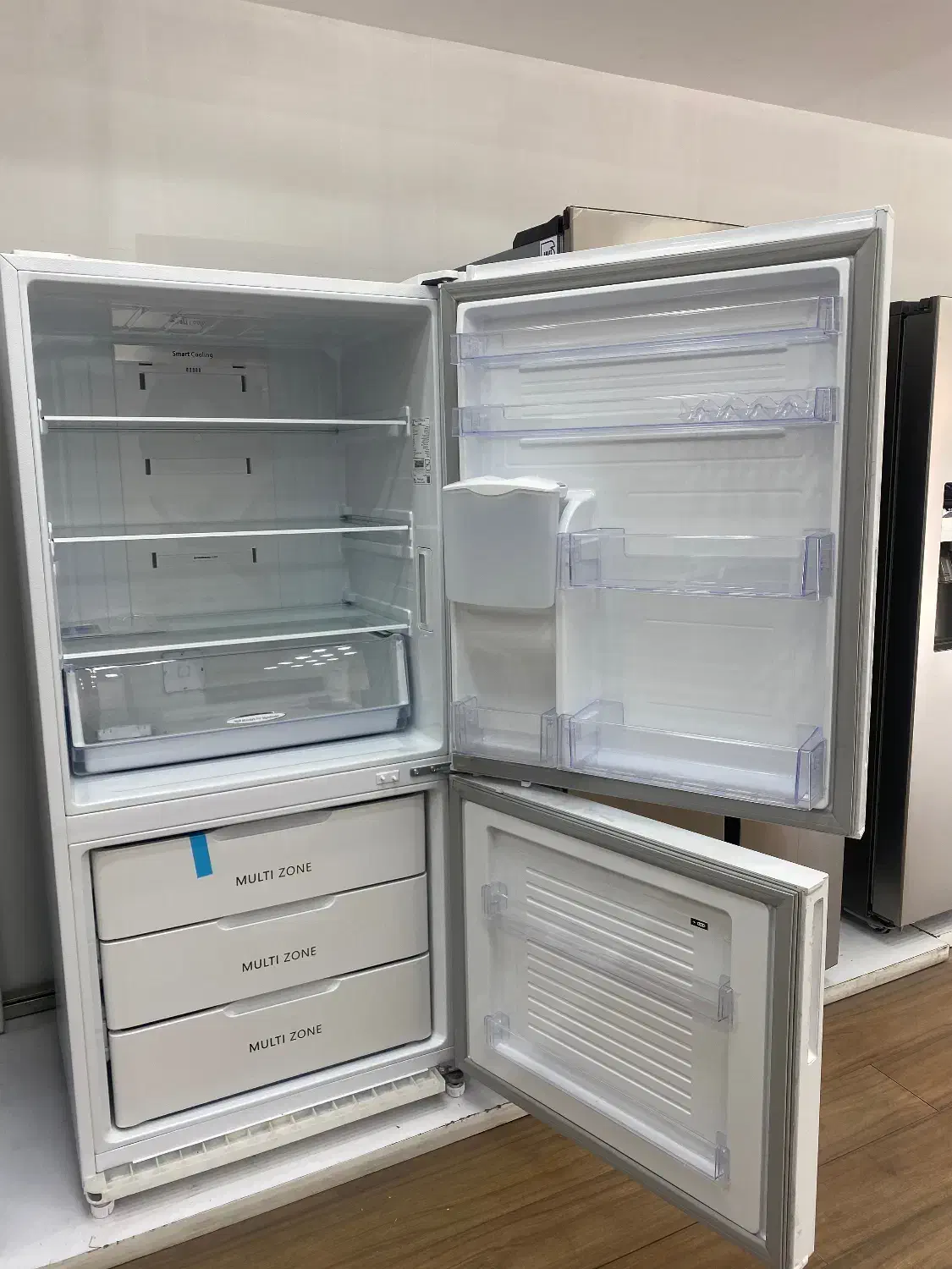 یخچال پایین فریزر اسنوا ویترینی|یخچال و فریزر|اسلام‌شهر, شهرک محمدیه|دیوار