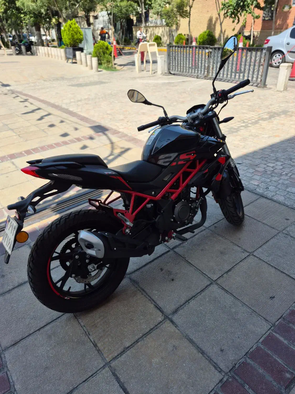 بنلی ۲۵۰ تک سیلندر بهمن ۱۴۰۲ مشابه صفر|موتورسیکلت|شیراز, تاچارا|دیوار