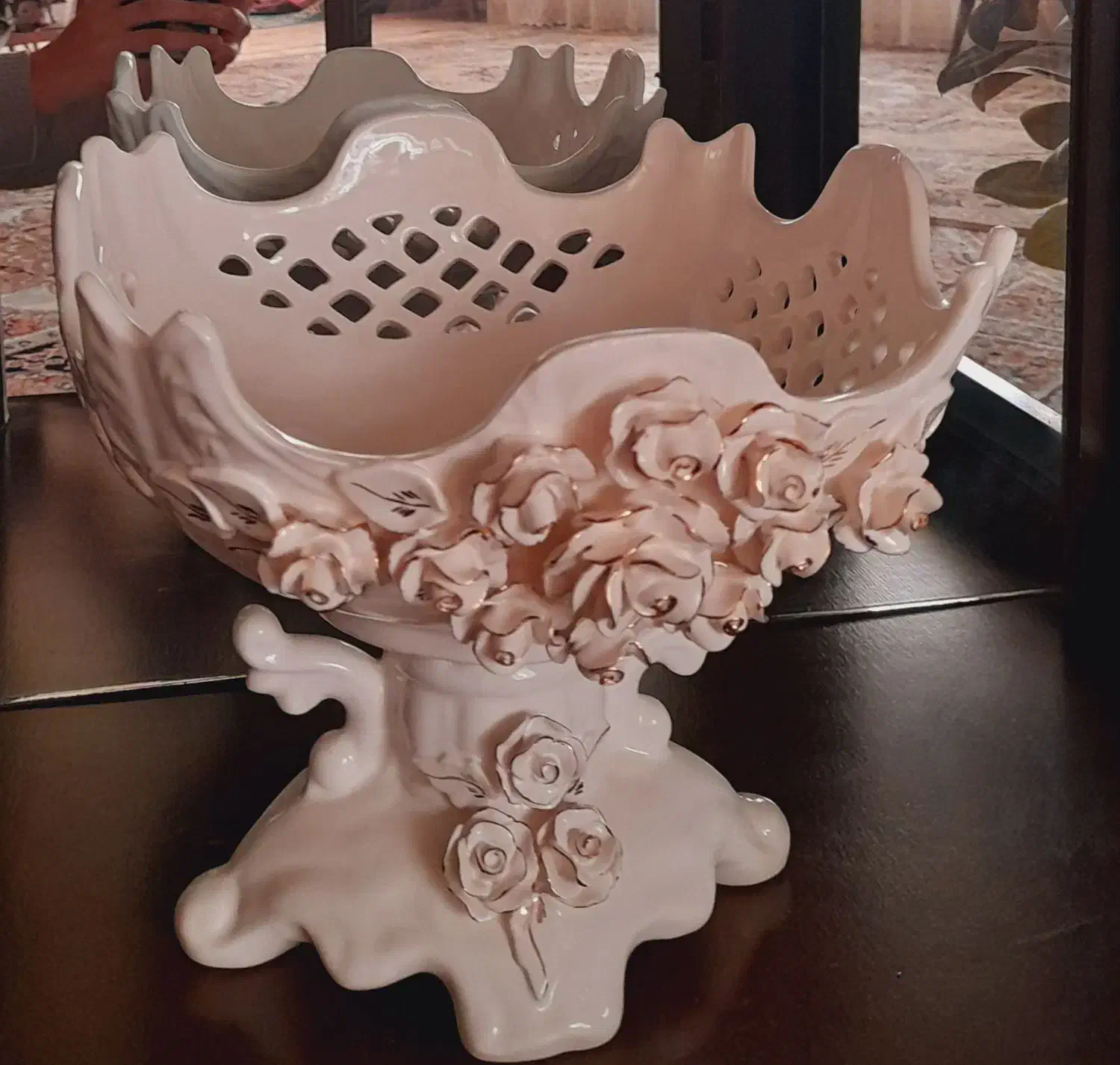 ظروف|کلکسیون اشیاء عتیقه|شیروان (خراسان), |دیوار