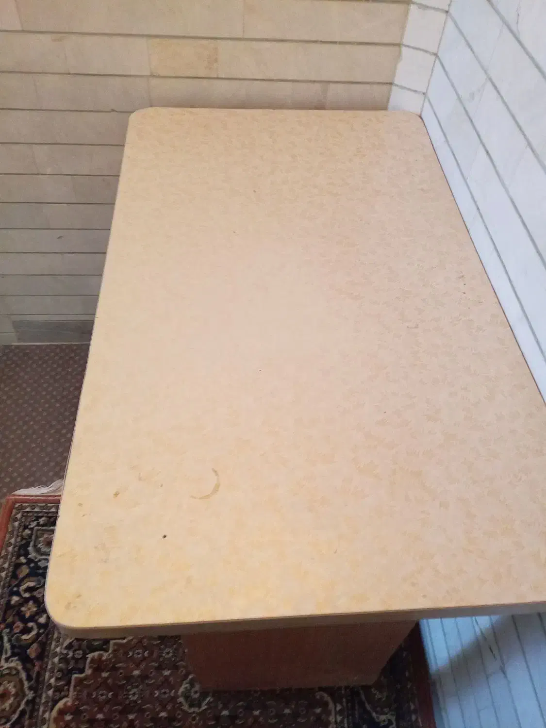 میز کامپیوتر|میز تحریر و کامپیوتر|نجفآباد, باهنر|دیوار