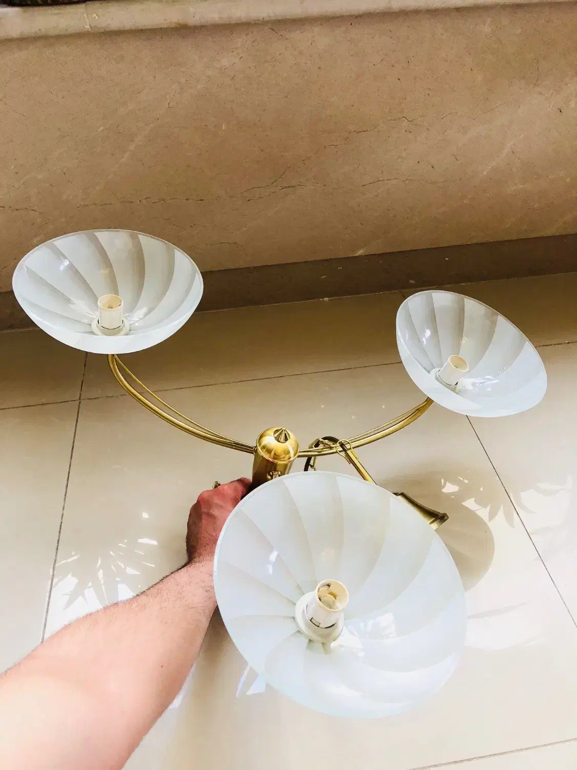 لوستر سه شاخه درجه یک اورجینال|لوستر و چراغ آویز|اصفهان, عباسآباد|دیوار