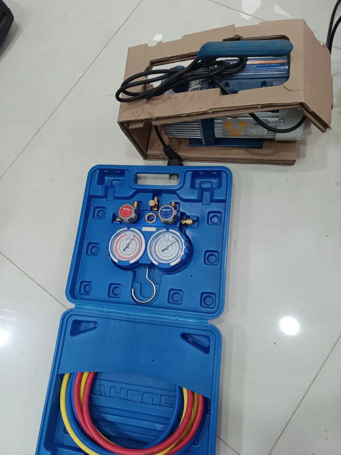 پمپ وکیوم و گیج دوقلو ولئو|ابزارآلات|رضوانشهر, |دیوار