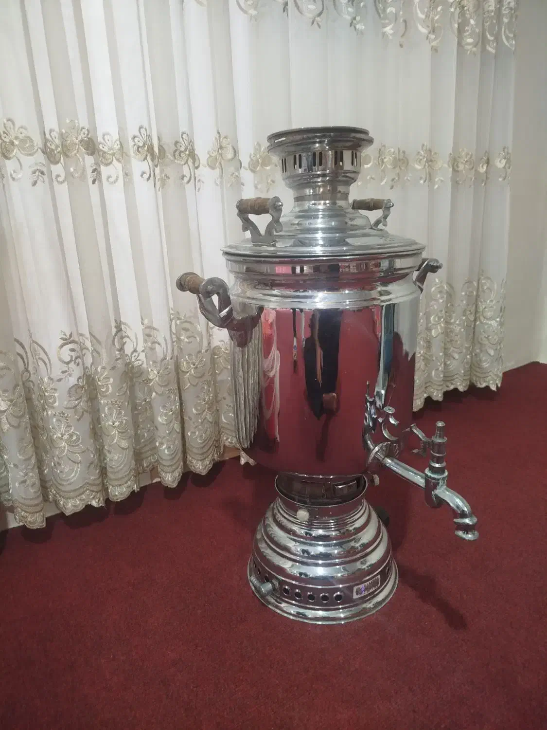 سماور بزرگ گازی|سماور، چای‌ساز، قهوه‌ساز|میانه, |دیوار