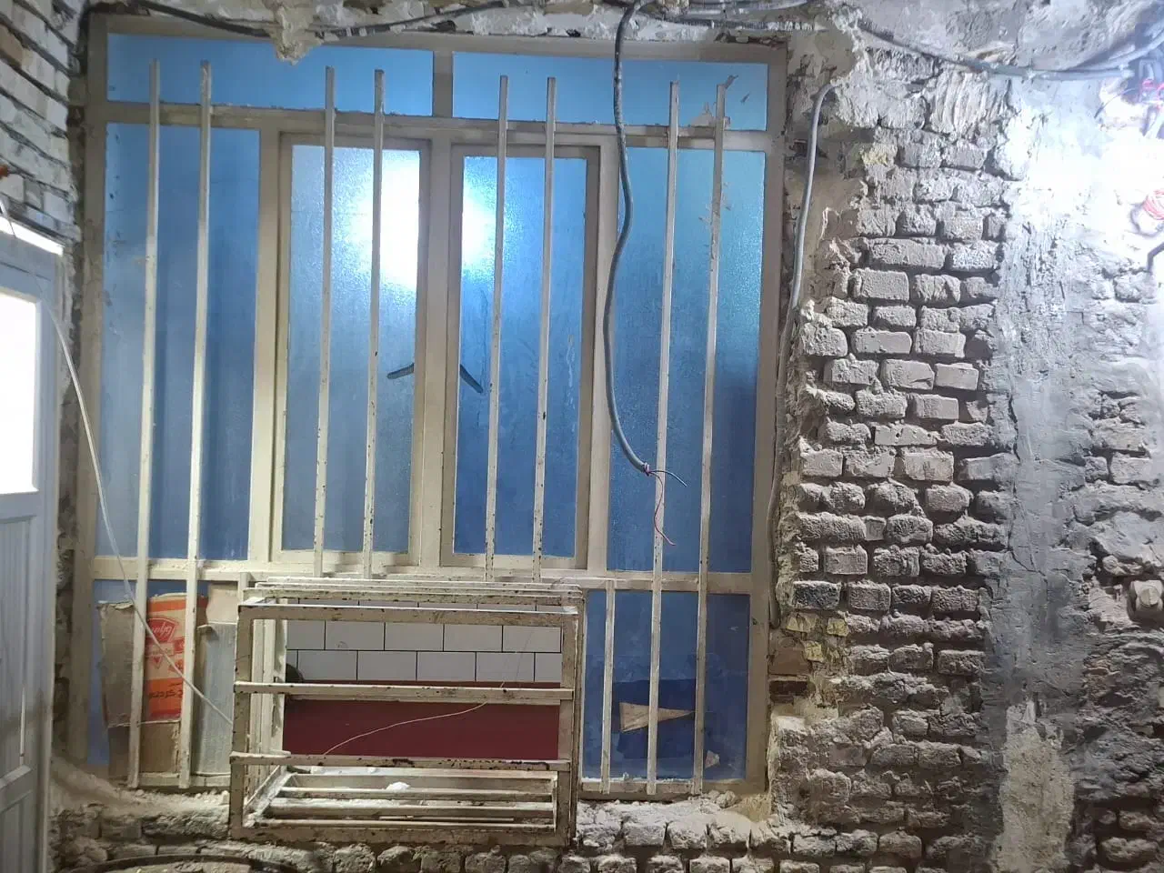 پنجره و جاکولری|مصالح و تجهیزات ساختمان|اهواز, کوی علوی|دیوار