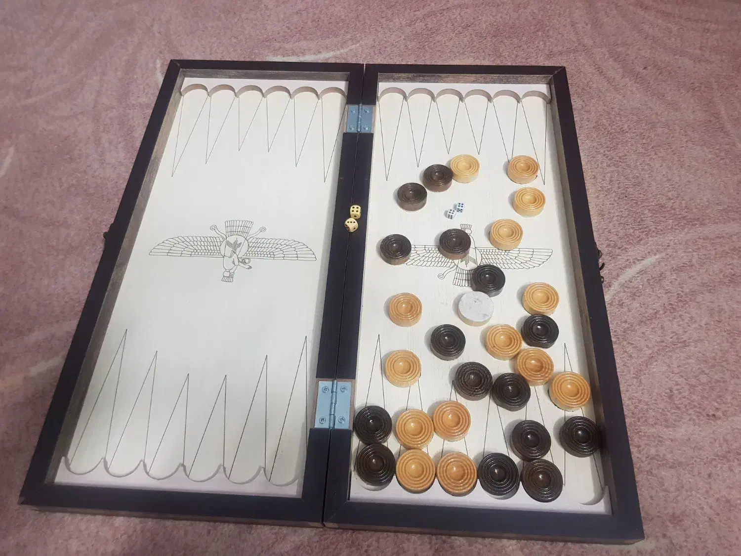 تخته نرد چوب با تاس سنگی|کلکسیون و سرگرمی|صدرا-فارس, فاز ۱|دیوار